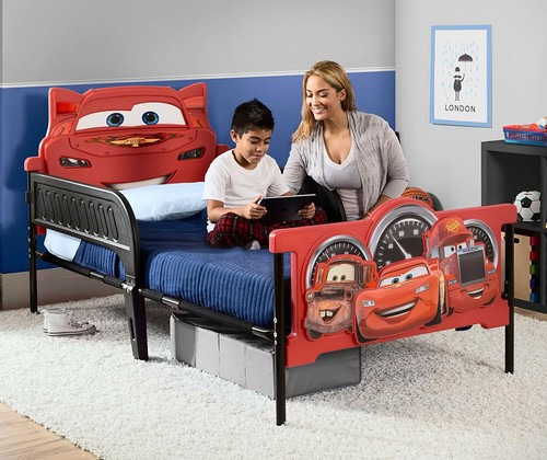 Cars lightning mcqueen - lightning,